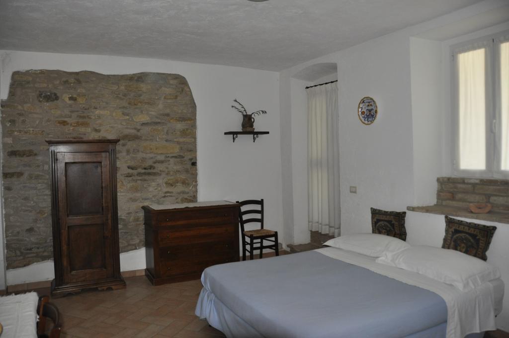 Fattoria Di Rigone Villa Coltavolino Værelse billede
